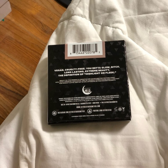 Jeffree star + manny mua highlighter eclipse - Picture 3 of 8